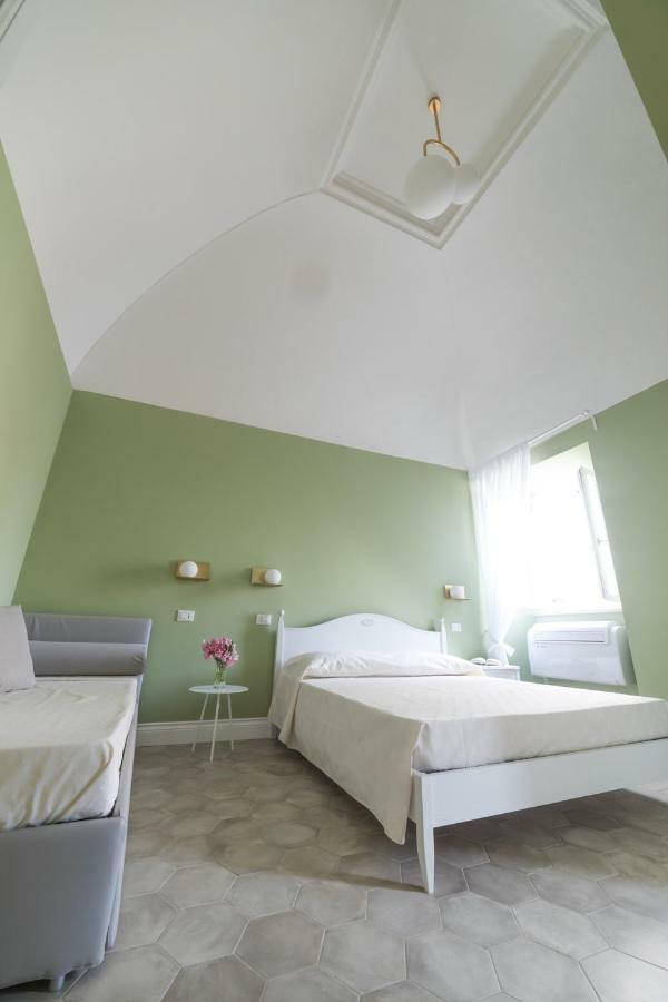 Alemar Sirolo Hotel Buitenkant foto